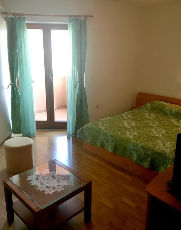 Apartman Frane Krk Town Extérieur photo